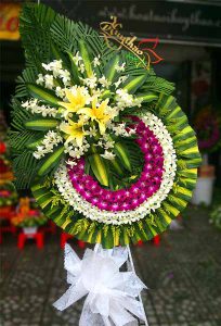 Vòng hoa tang lễ - mã 32